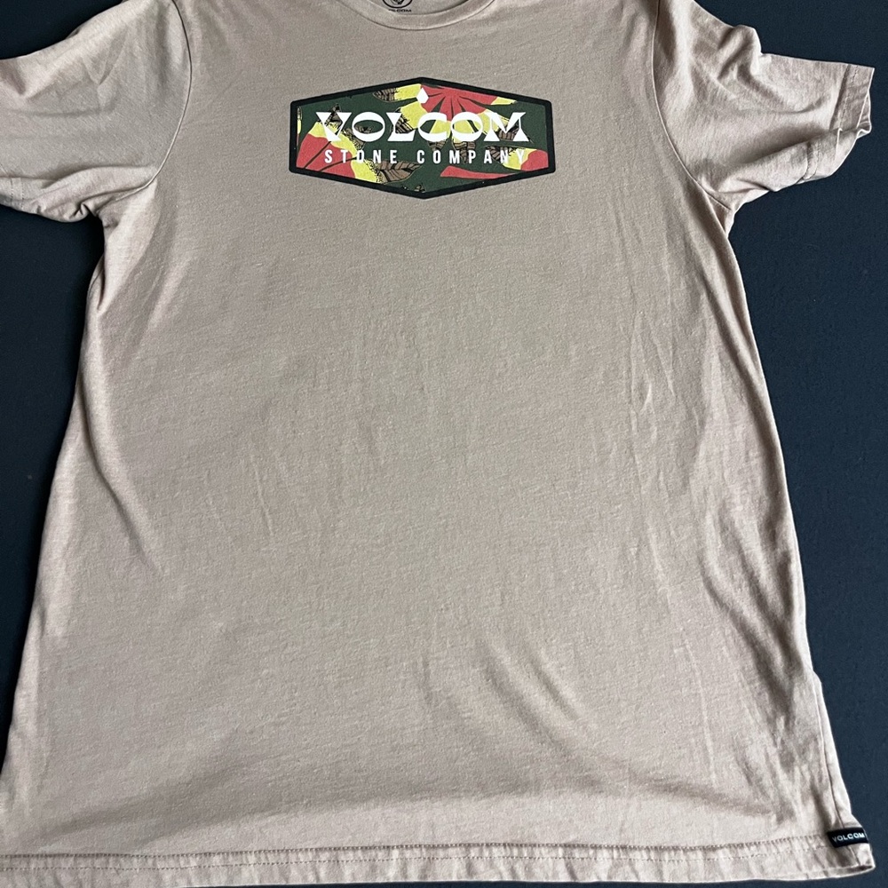 Volcom Tan T-Shirt with Graphic Logo